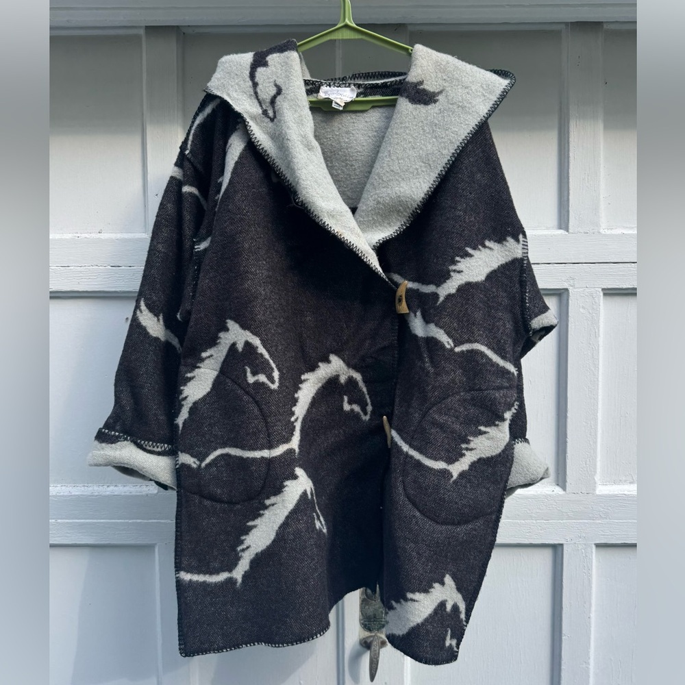 Vintage 90s Beverly Robben Wool Coat Oversized Medium Southwestern Wrap Printed